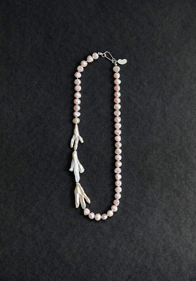 HOST NECKLACE WITH CHICKEN FEET & POTATO PEARLS